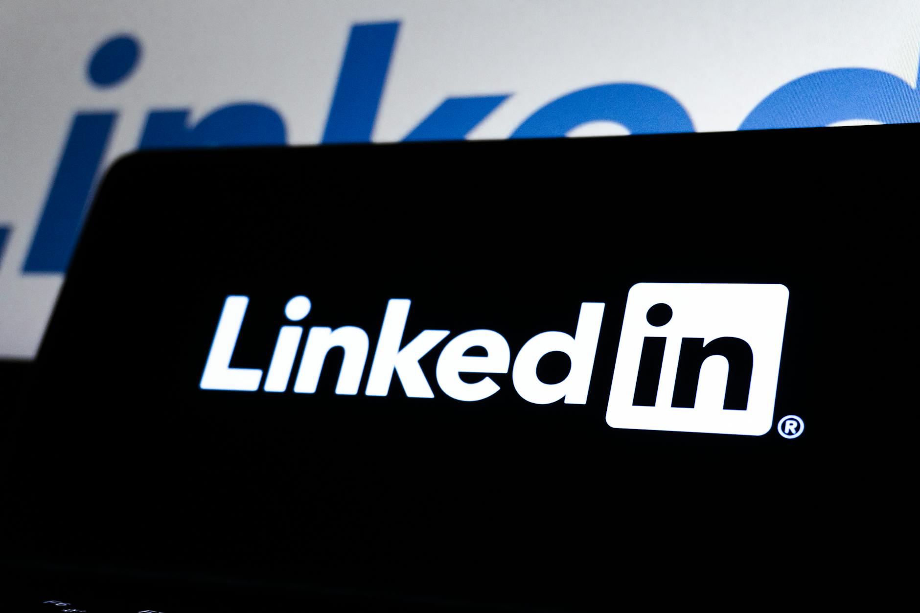 LinkedIn Marketing Poradnik - Jak Skutecznie Budowac Marke i Pozyskiwac Klientow - zdjecie w tresci